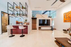 Chiltern Drive (D13), Terrace #556875571